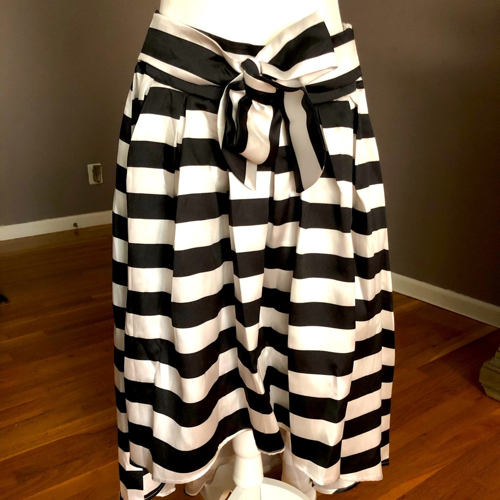 Black/White Hi-Low Skirt